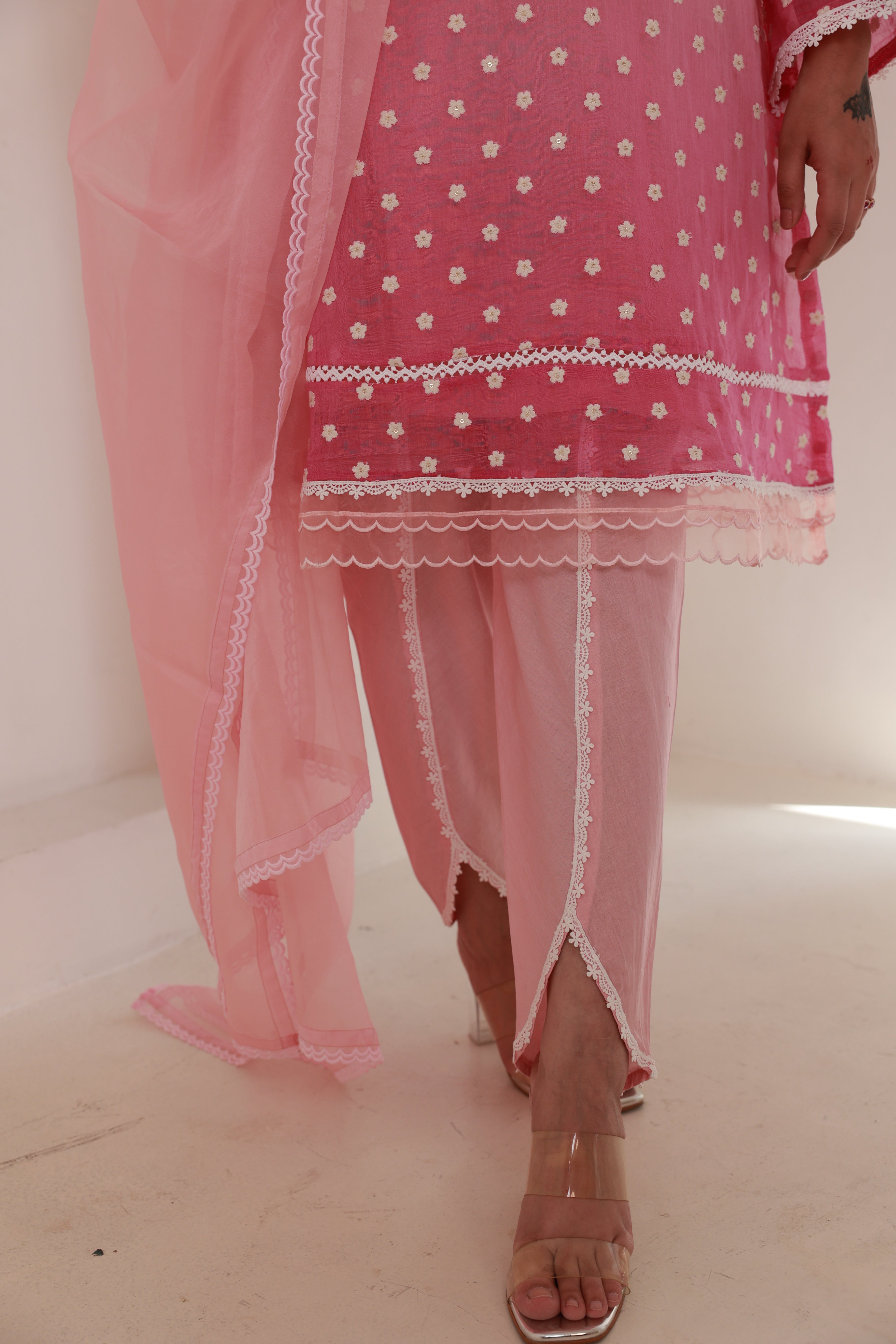 The Airaaz Pink