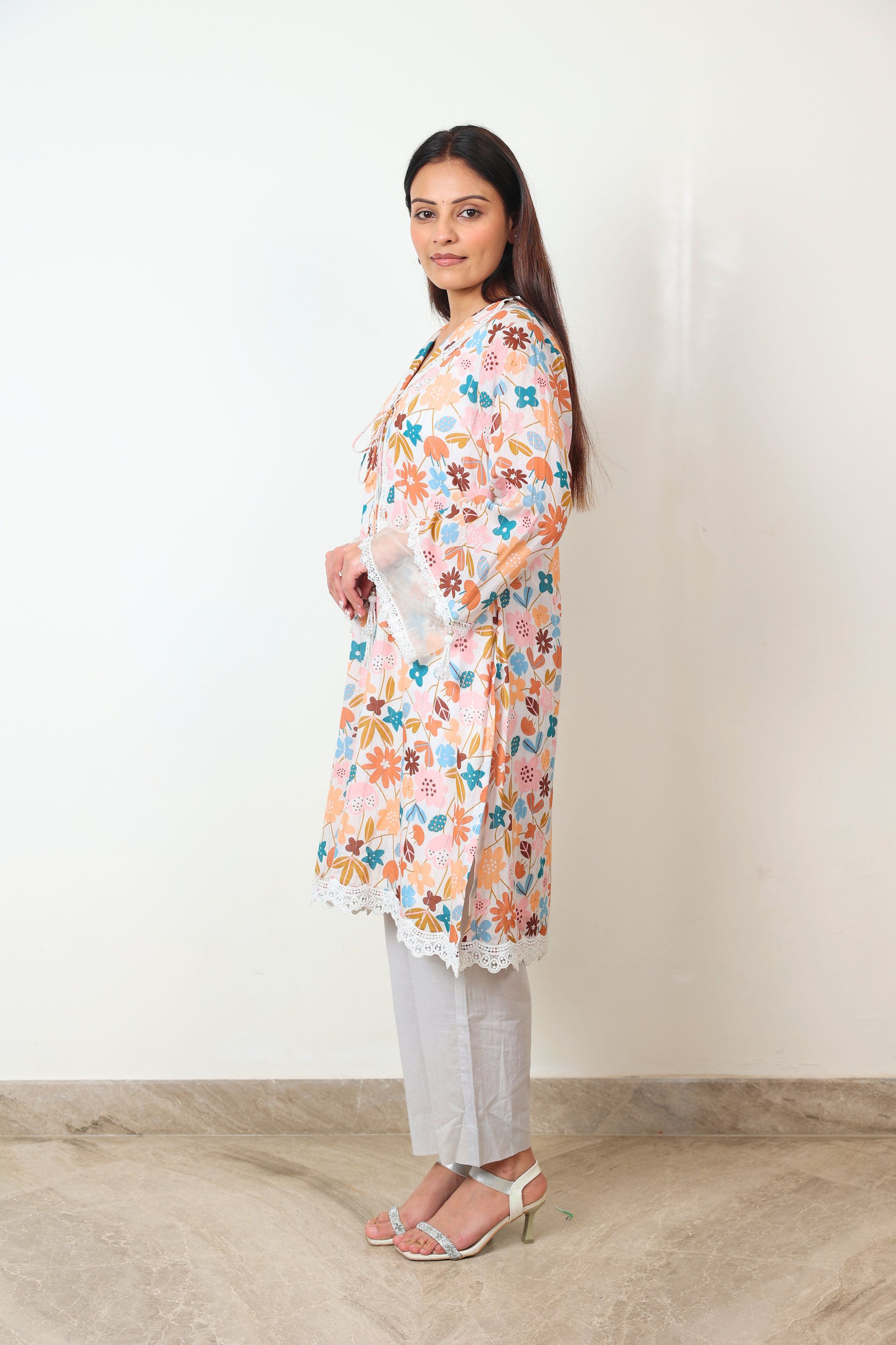 White Bageecha Set